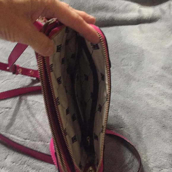 Antonio Melani Pink crossbody shoulder purse - Picture 2 of 8